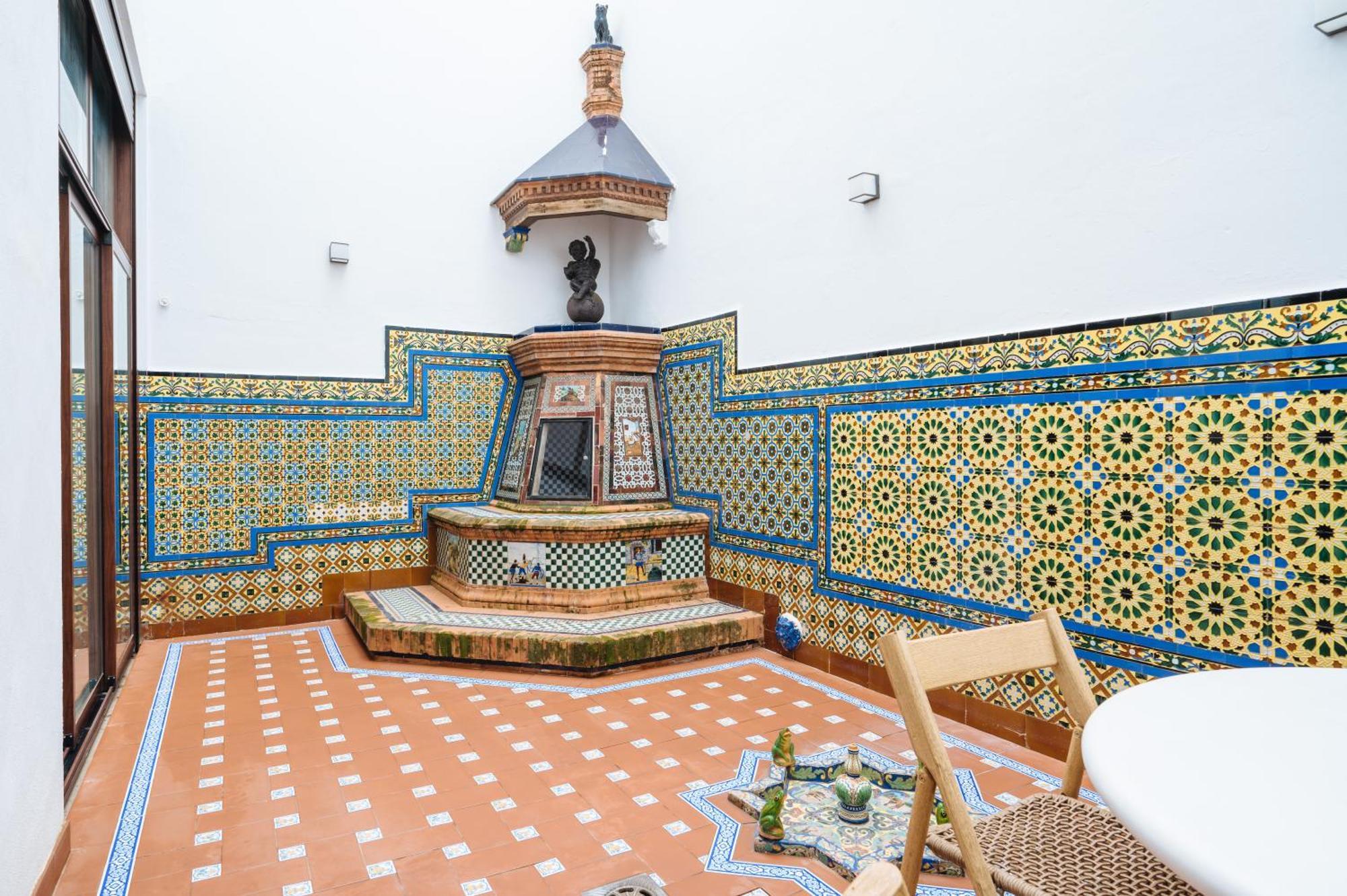 Apartamentos "El Escondite De Triana" Sevilla Kültér fotó