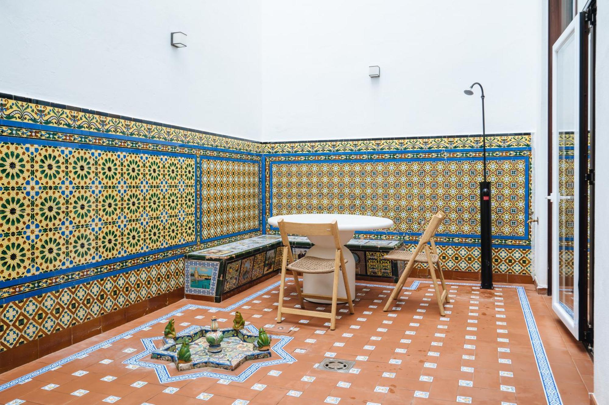 Apartamentos "El Escondite De Triana" Sevilla Kültér fotó